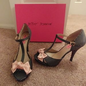 Polkadot Betsey Johnson Peep Toes